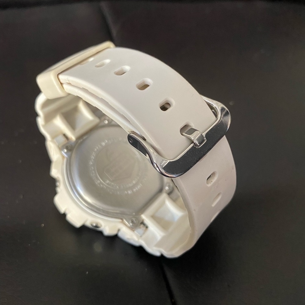 Casio G-Shock Watch - Picture 2 of 4